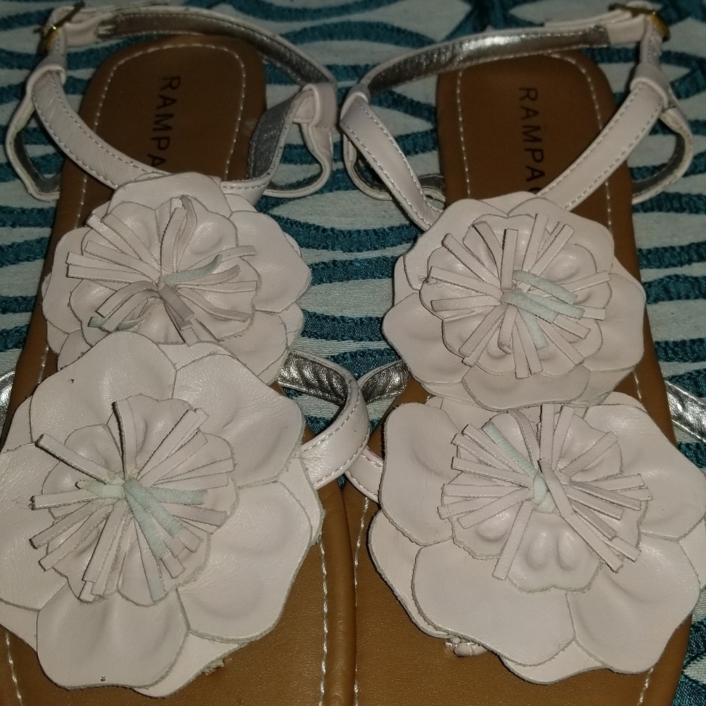 Women's flower sandals Light pink rouge color